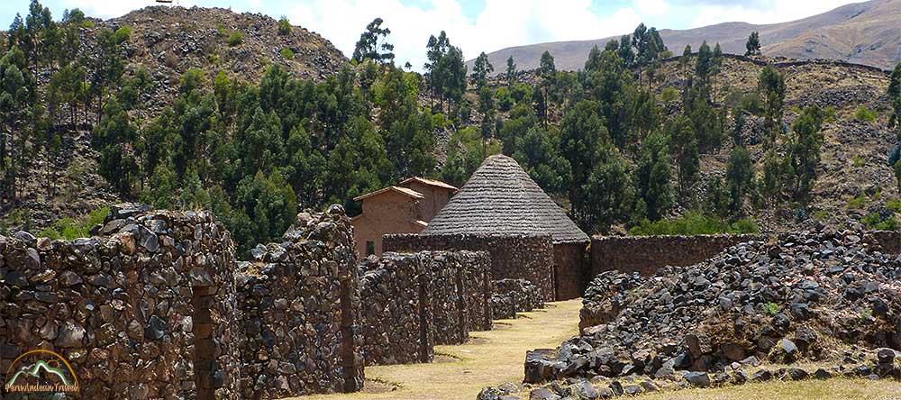 Colcas de Raqchi