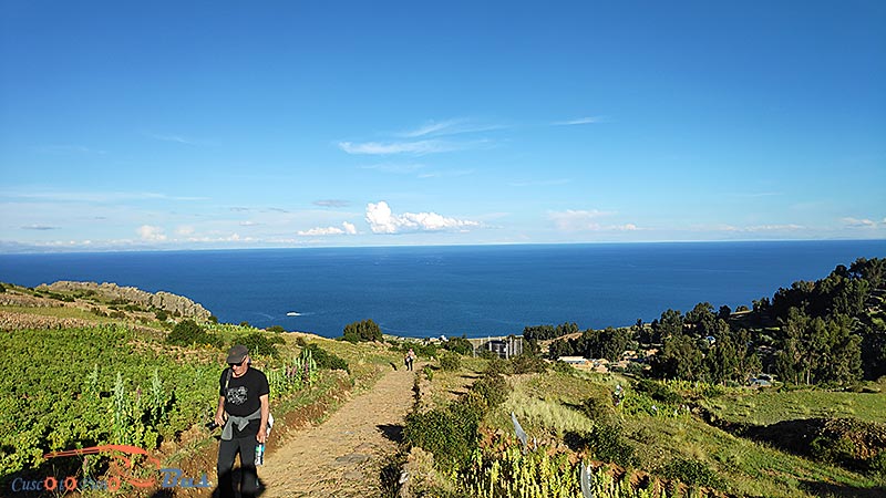 tour lago titicaca 2 dias